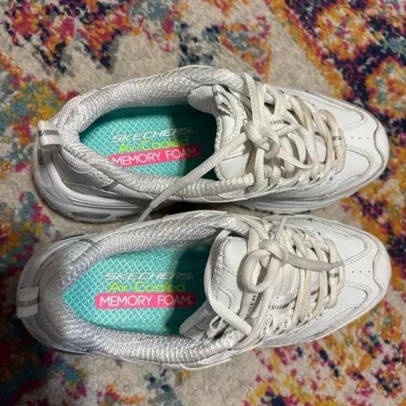 Skechers D’Lites Women's White and Gray Sneakers - Picture 6 of 8